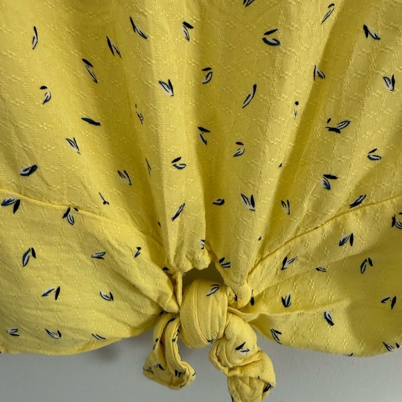 Buffalo David Bitton yellow tie front shirt top short sleeve - Picture 5 of 7